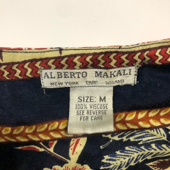 Alberto Makali Blue and Floral Design Shirt V-Neck - Picture 2 of 4